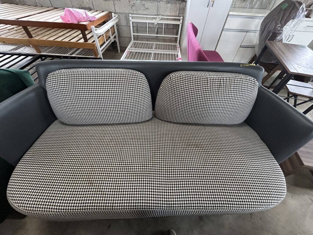 千鳥柄ソファ